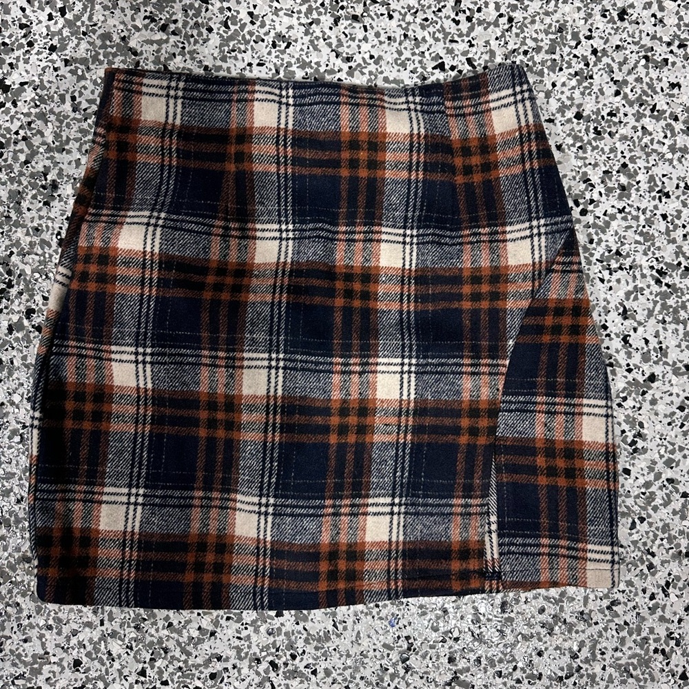 Cute mini skirt